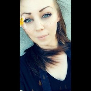 Meet your Posher, Stacey